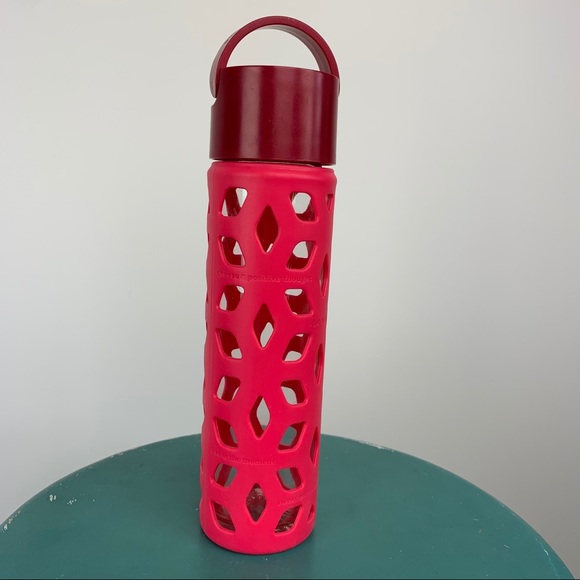 lululemon athletica Other - Lululemon Pure Focus Glass Waterbottle Cranberry